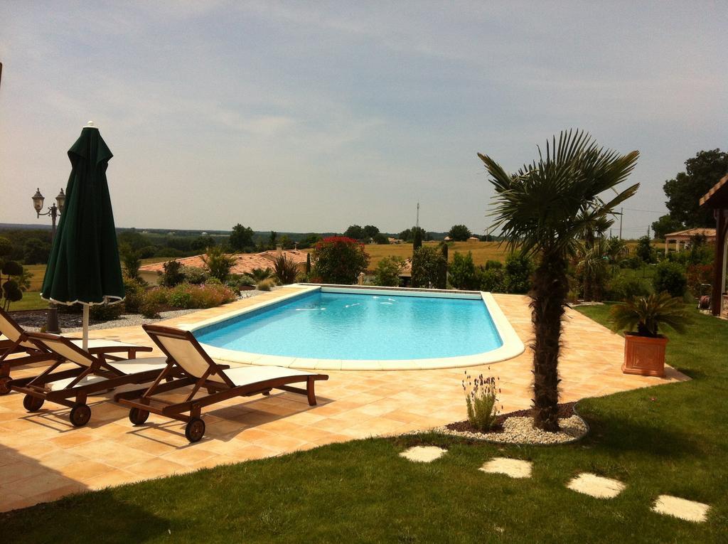 LE CLOS CASTEL -Chambre d'hôtes - Gîte équipé Casteljaloux Esterno foto